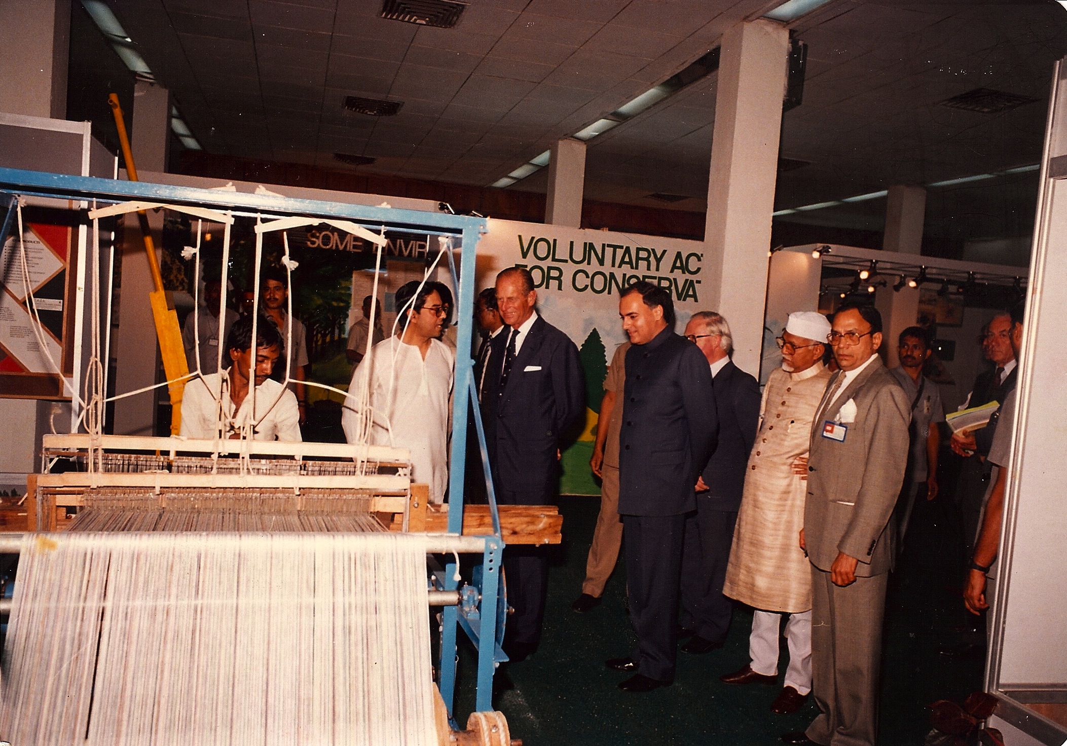 Demonstrating TARA Loom to Prince Philip and Rajiv Gandhi.jpg